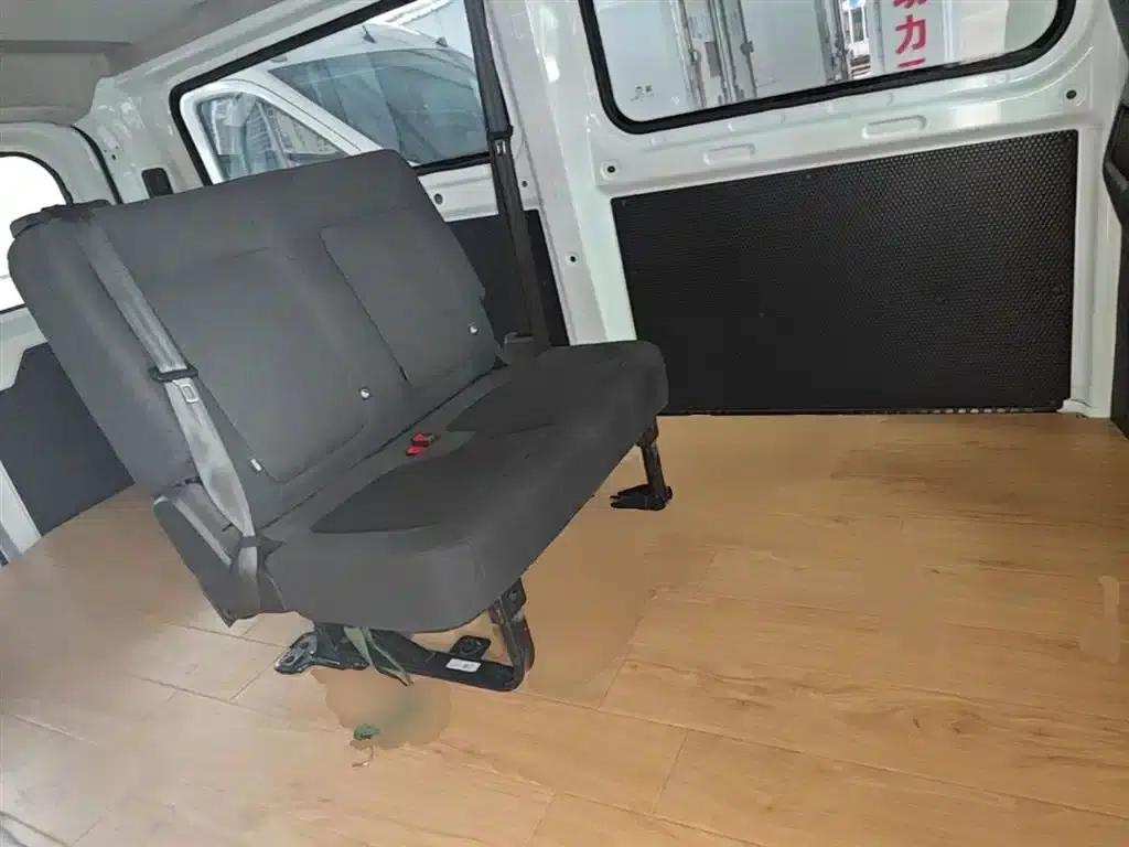 E-Fushun 2025 Model, Window Version, 41.86kWh, Short Wheelbase, Low Roof — миниатюра 17