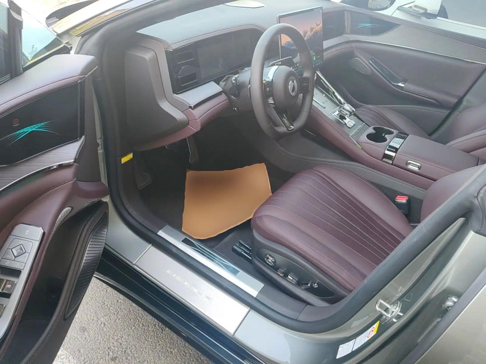 Denza Z9GT 2024 1100 Four-Wheel Drive Max Edition — миниатюра 19