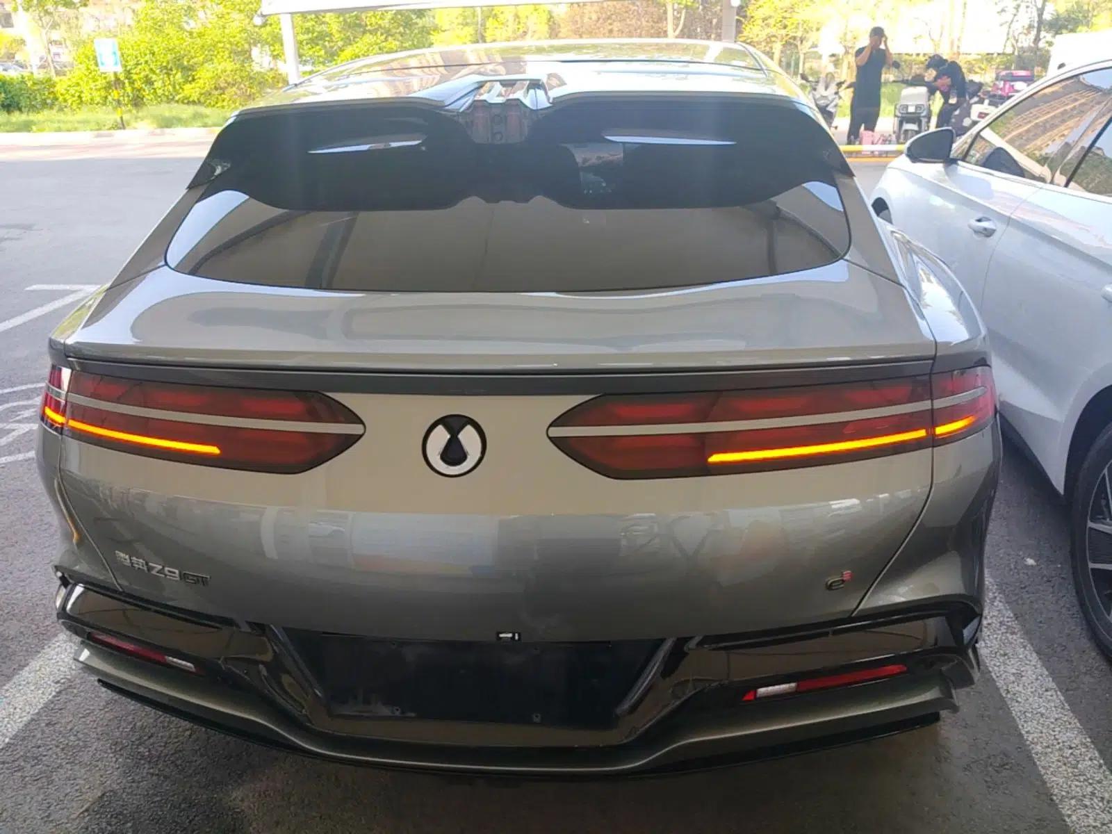 Denza Z9GT 2024 1100 Four-Wheel Drive Max Edition — миниатюра 5