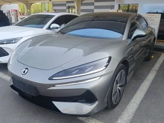 Denza Z9GT 2024 1100 Four-Wheel Drive Max Edition