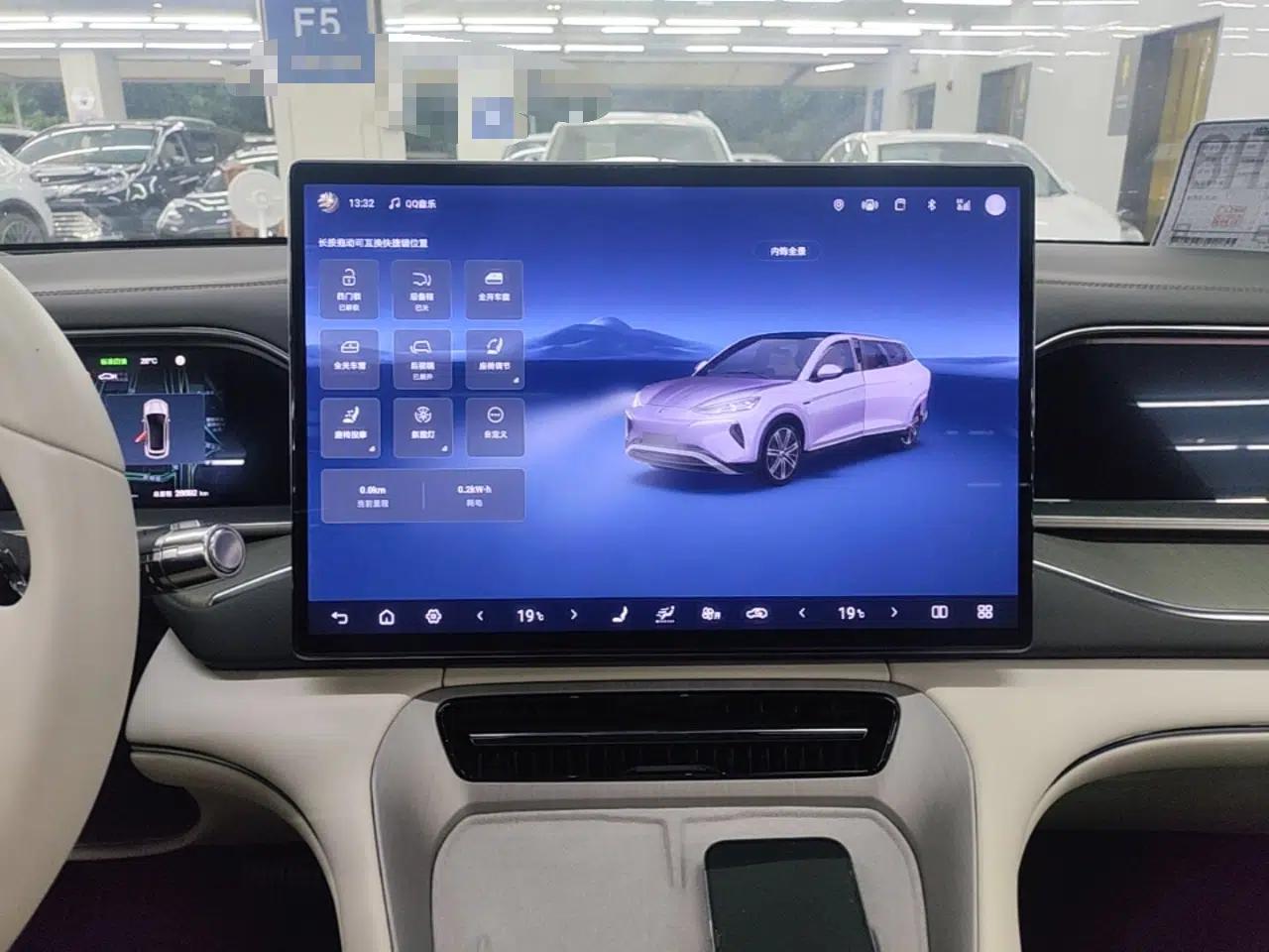 Denza N7 2024 630 All-Wheel Drive Intelligent Driving Max Edition — миниатюра 16