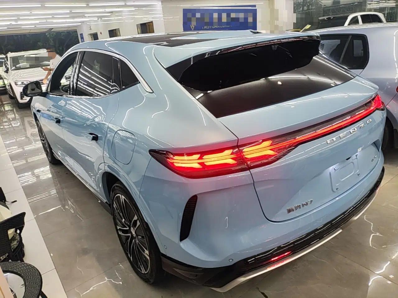 Denza N7 2024 630 All-Wheel Drive Intelligent Driving Max Edition — миниатюра 4