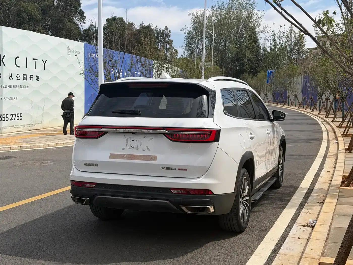 Jetour X90 PLUS 2021 1.6TD DCT Villa 7-Seater — миниатюра 14