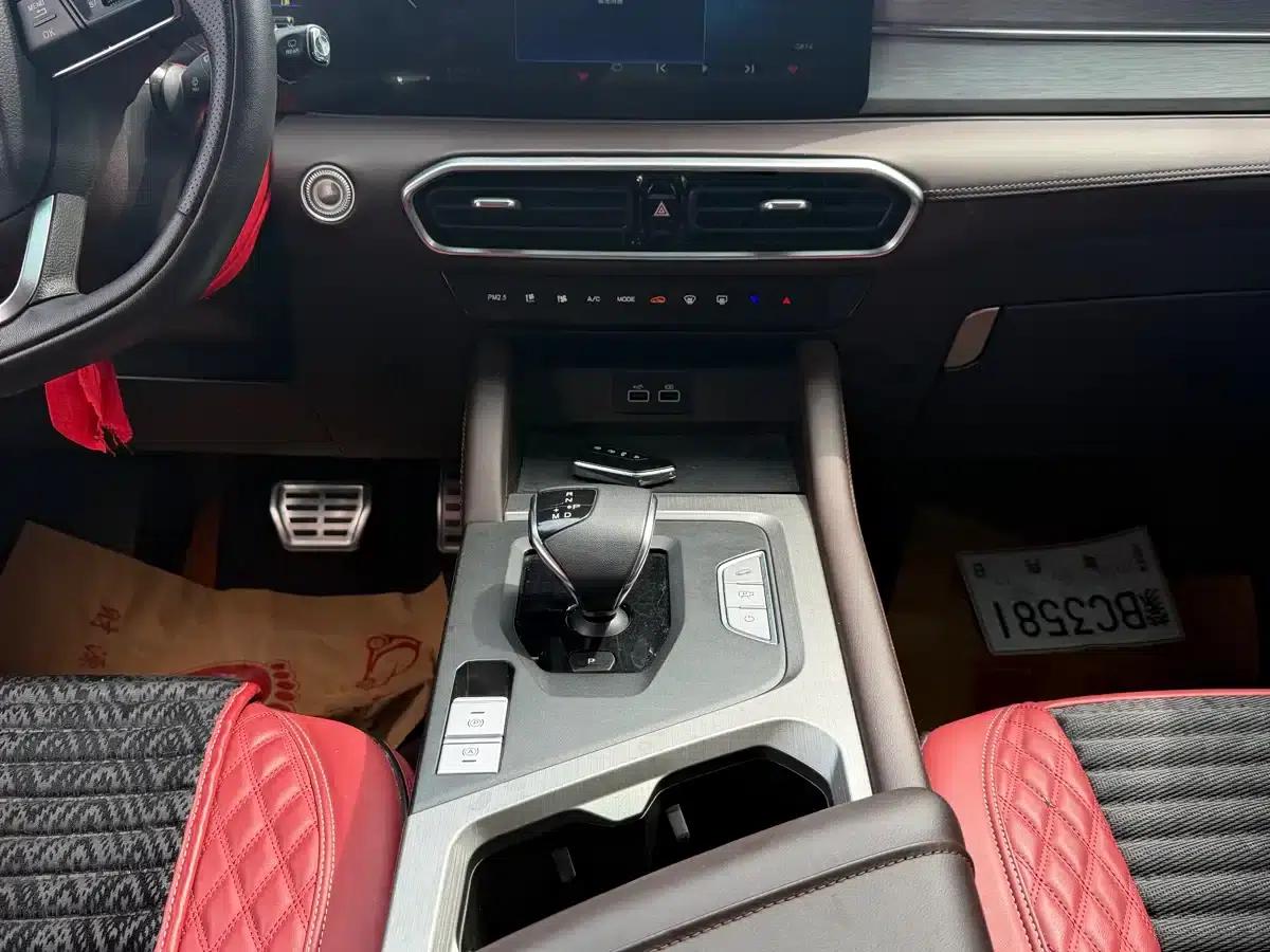 Jetour X90 PLUS 2021 1.6TD DCT Villa 7-Seater — миниатюра 8