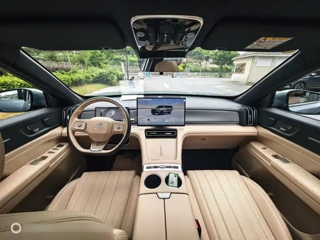 Jetour X70L 2026 1.5TD Dual-Clutch Luxury 7-Seater — миниатюра 11