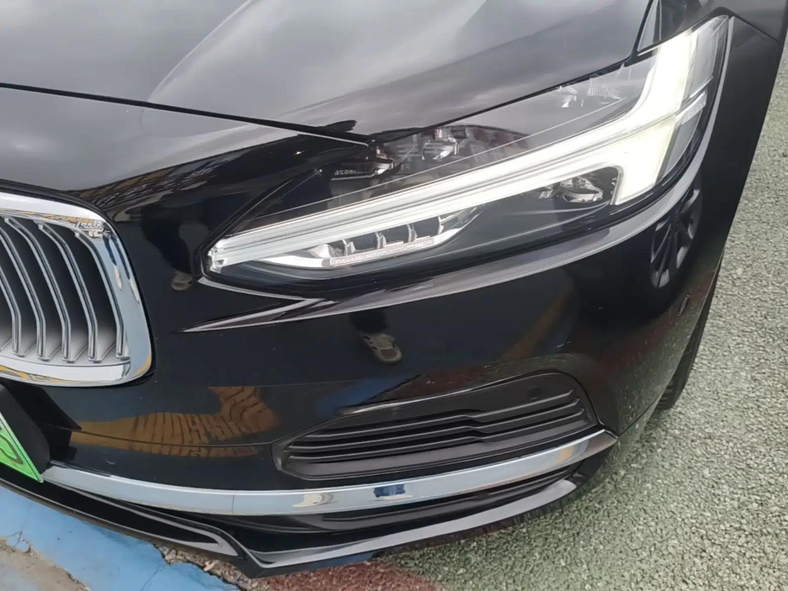 Volvo S90 New Energy 2024 Plug-in Hybrid Four-Wheel Drive Long-Range Luxury Smart Edition — миниатюра 9