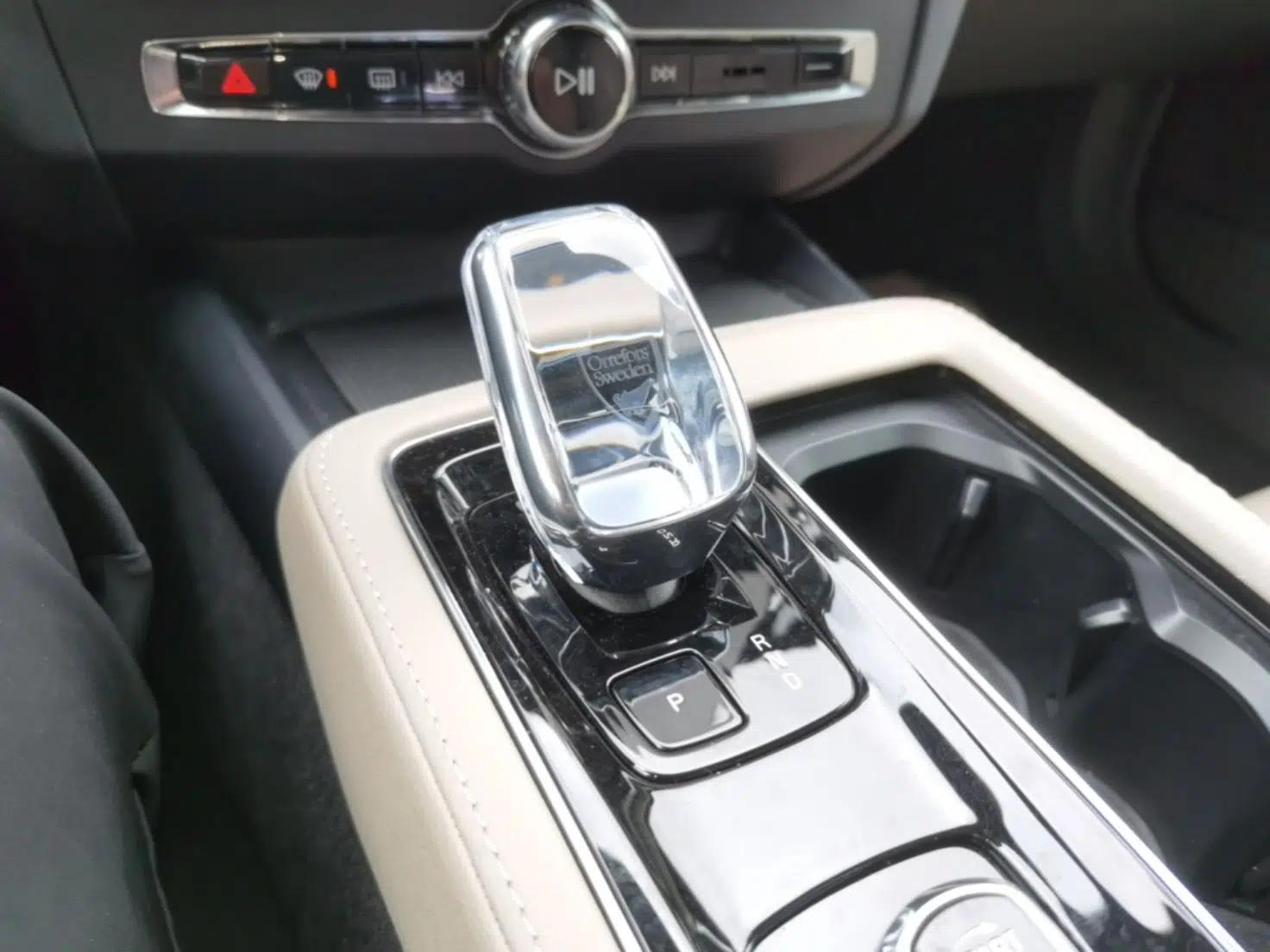 Volvo S90 New Energy 2026 Plug-in Hybrid Four-Wheel Drive Long-Range Luxury Smart Edition — миниатюра 16