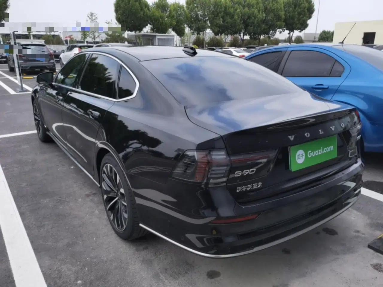 Volvo S90 New Energy 2026 Plug-in Hybrid Four-Wheel Drive Long-Range Luxury Smart Edition — миниатюра 7