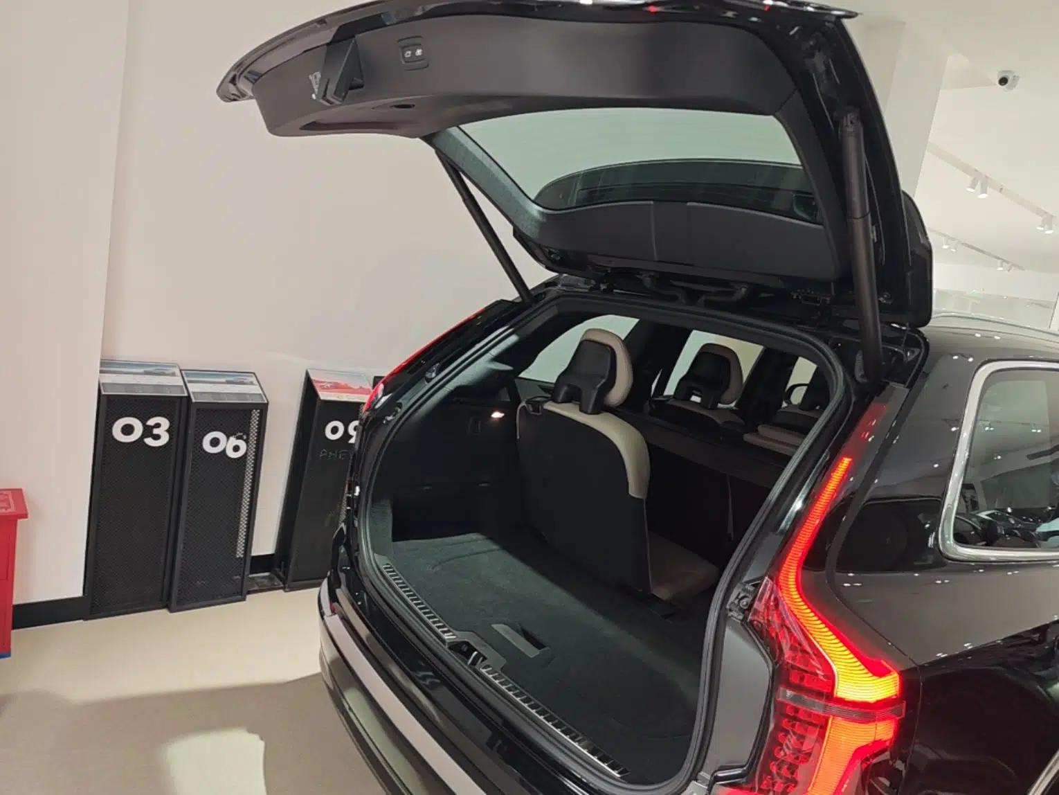 Volvo XC90 New Energy 2024 T8 Luxury Flagship 7-Seater — миниатюра 22