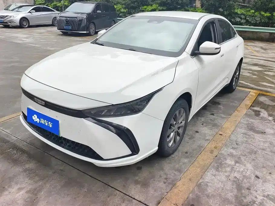 Geely Geometry G6 2022 Model 480 New Smart — миниатюра 1
