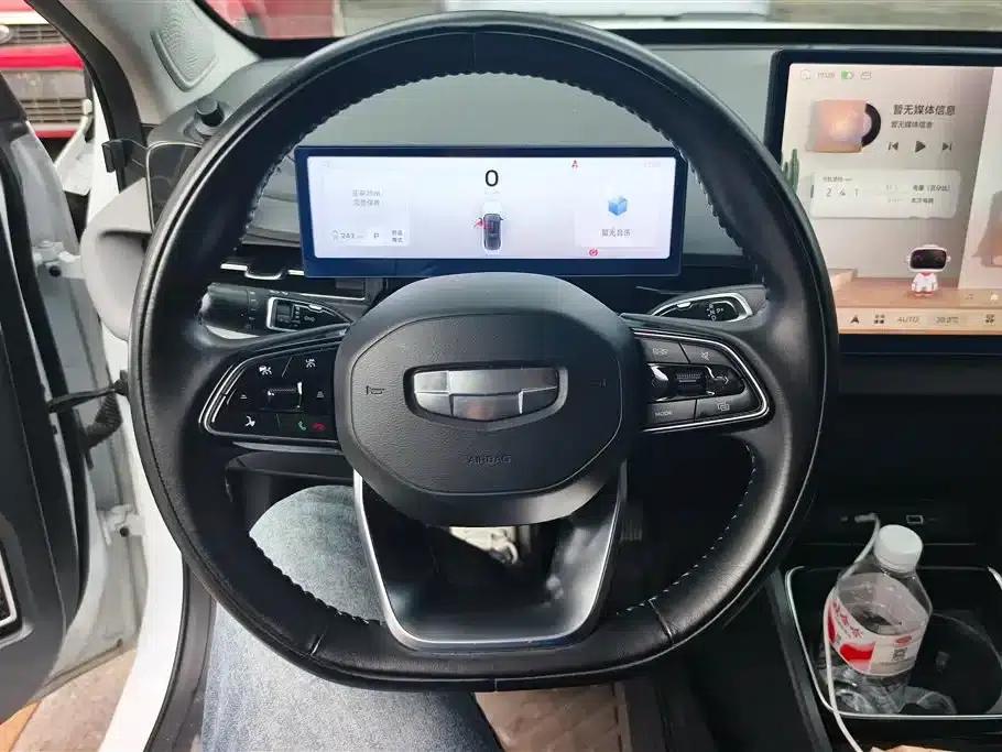 Geely Geometry G6 2022 Model 480 New Smart — миниатюра 15