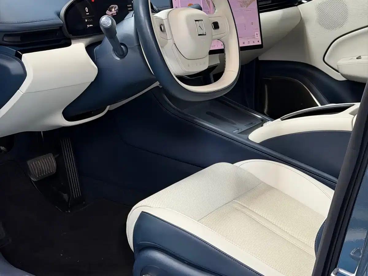 Jike 007 2025 Long Range Rear-Wheel Drive Intelligent Driving Edition 100kWh — миниатюра 11