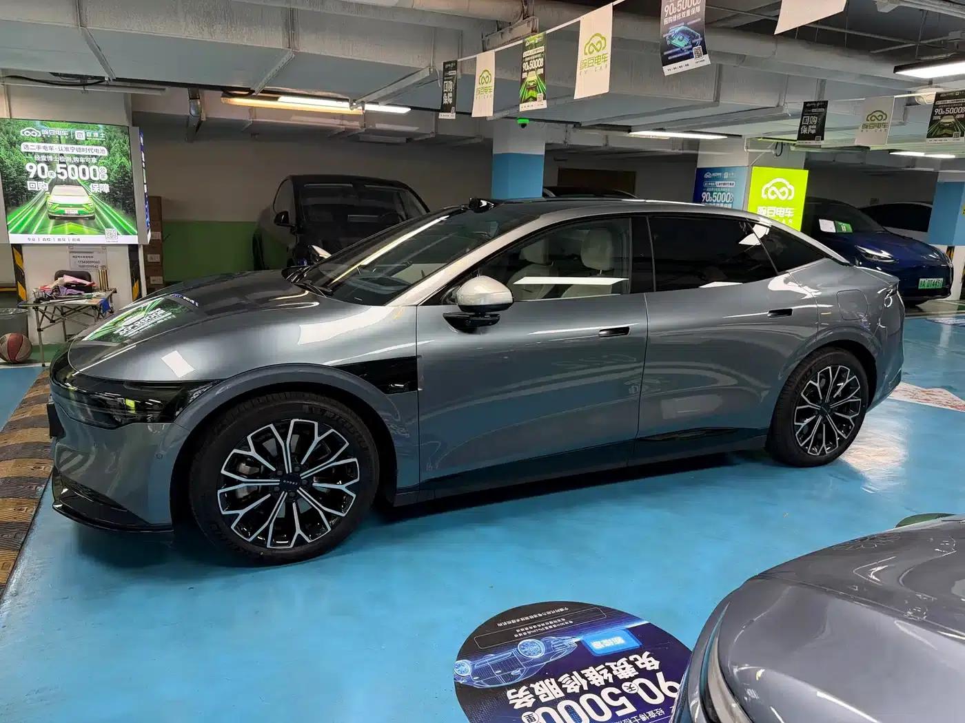 Jike 007 2025 Long Range Rear-Wheel Drive Intelligent Driving Edition 100kWh — миниатюра 8