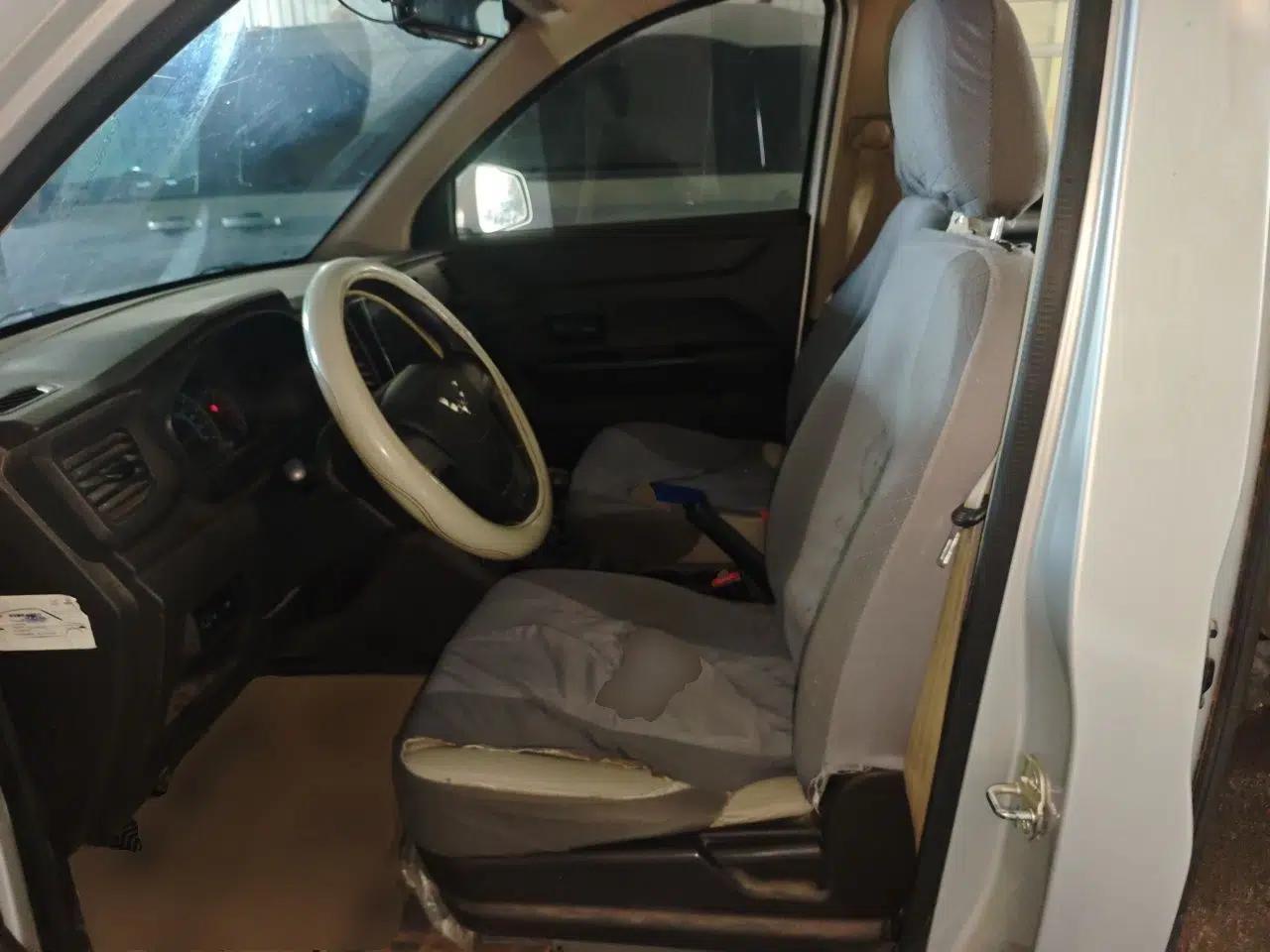 Wuling Hongguang V 2019 1.5L Enjoyment Version China VI LAR — миниатюра 16