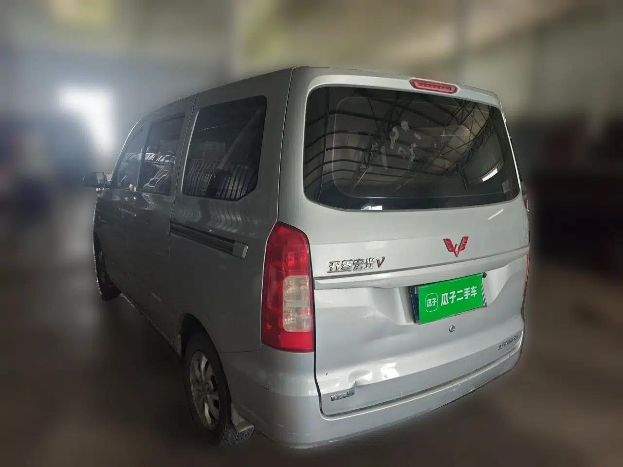 Wuling Hongguang V 2019 1.5L Enjoyment Version China VI LAR — миниатюра 4