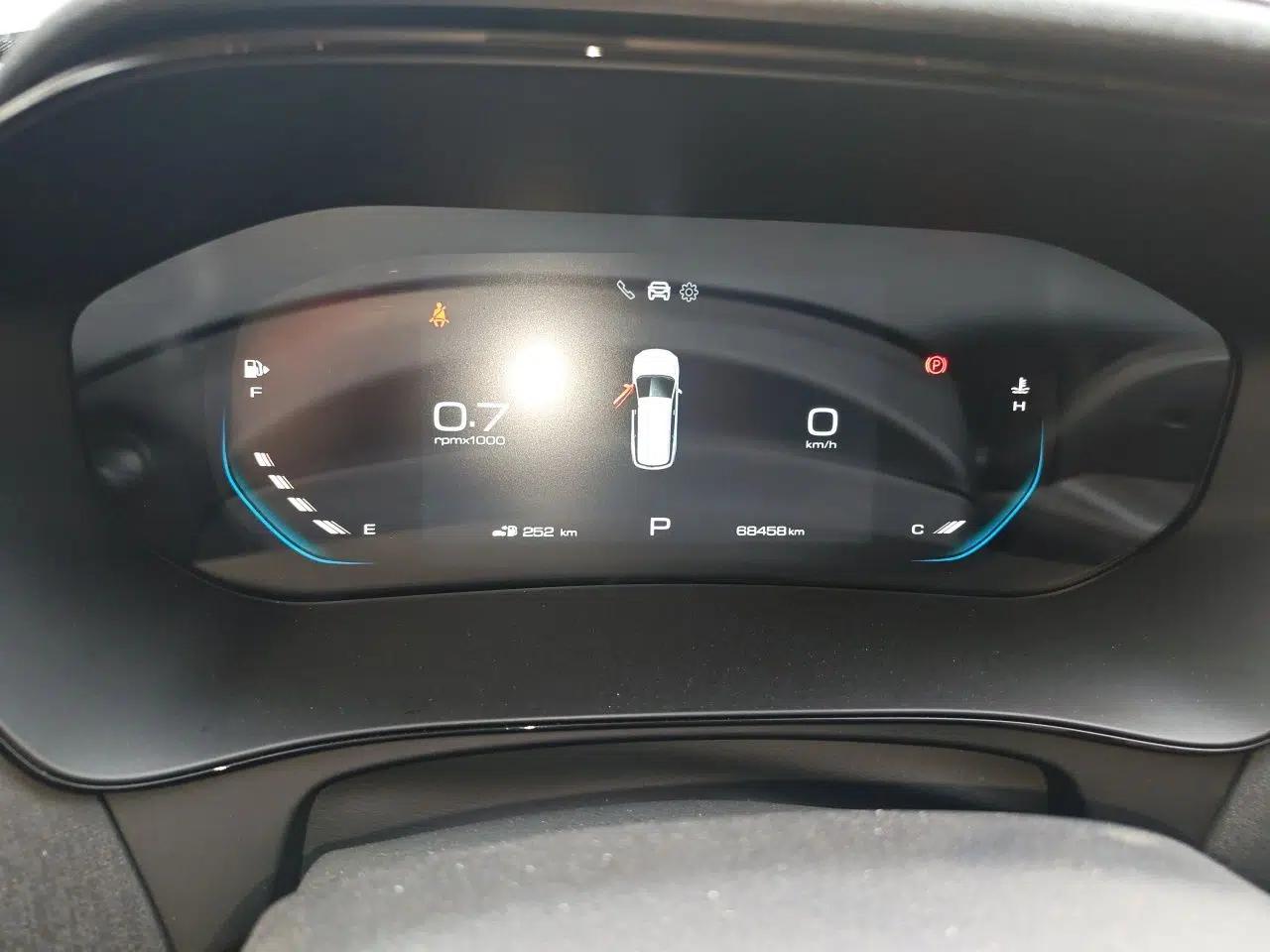 Wuling Victory 2020 1.5T CVT Flagship Edition — миниатюра 12