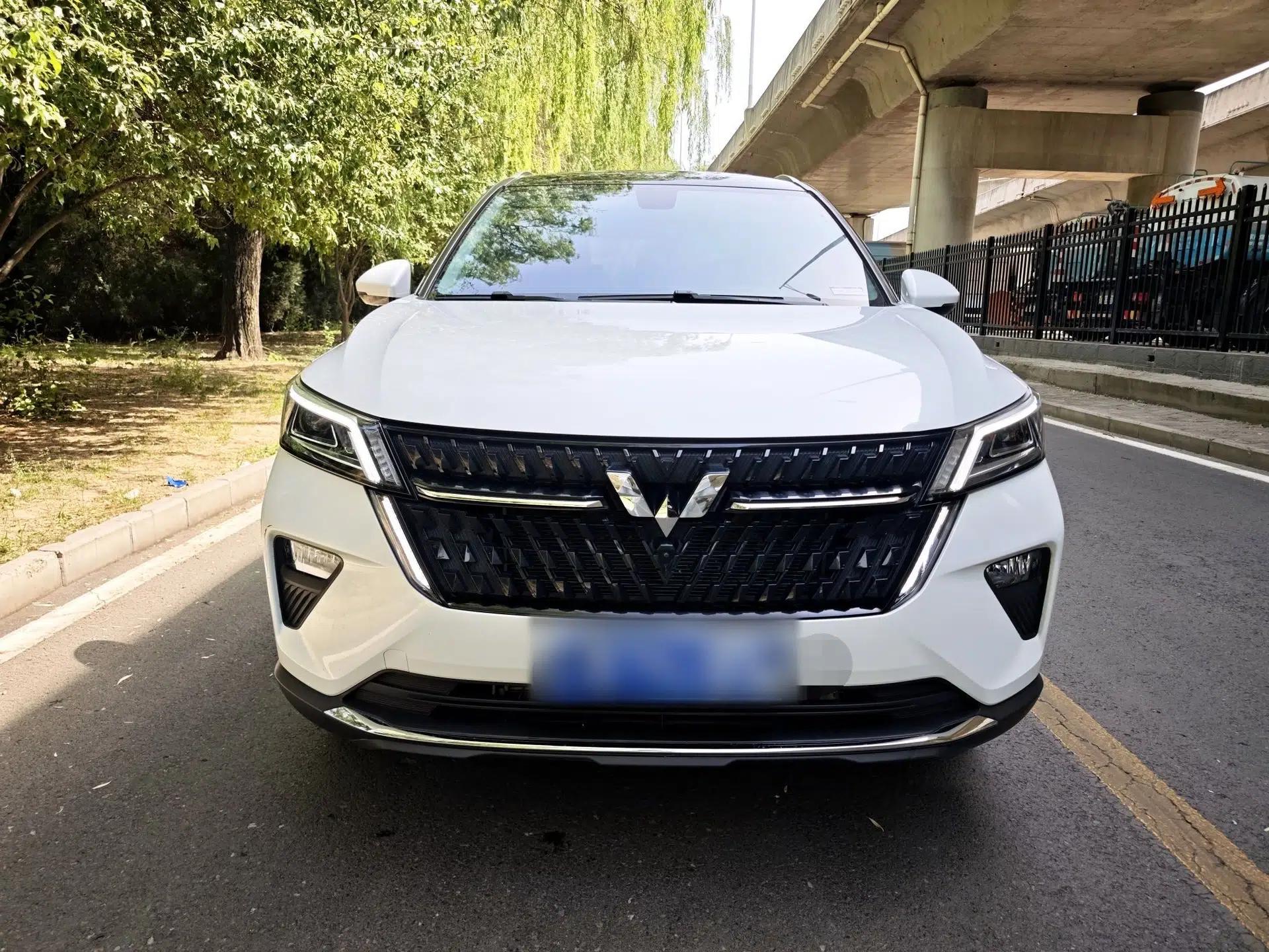 Wuling Asta 2022 2.0L DHT Electric-Speed Version — миниатюра 4