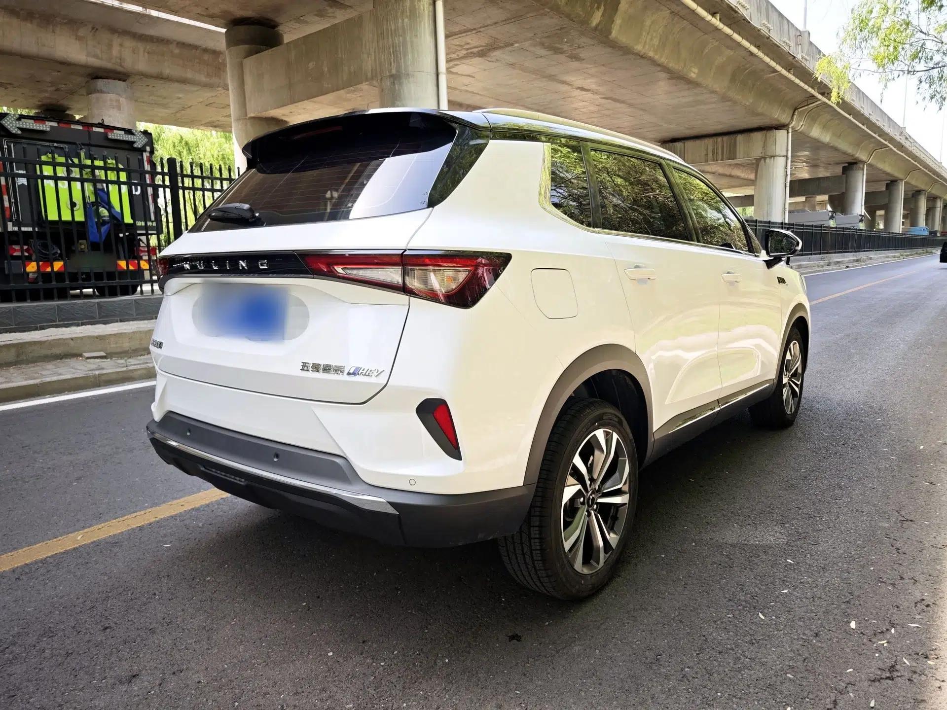 Wuling Asta 2022 2.0L DHT Electric-Speed Version — миниатюра 6