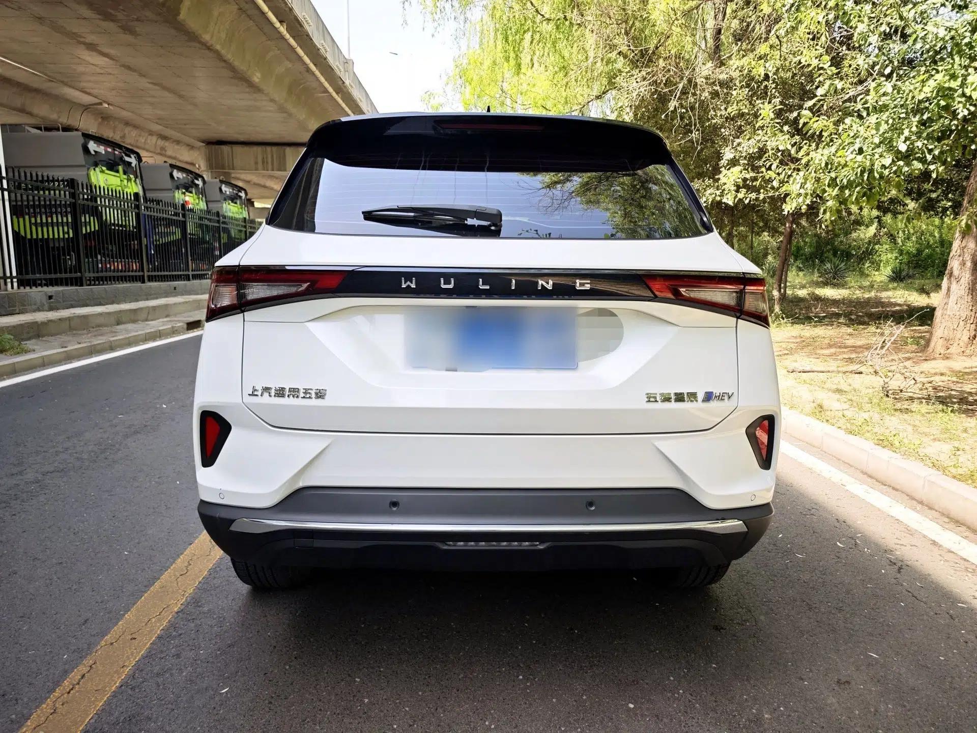 Wuling Asta 2022 2.0L DHT Electric-Speed Version — миниатюра 8