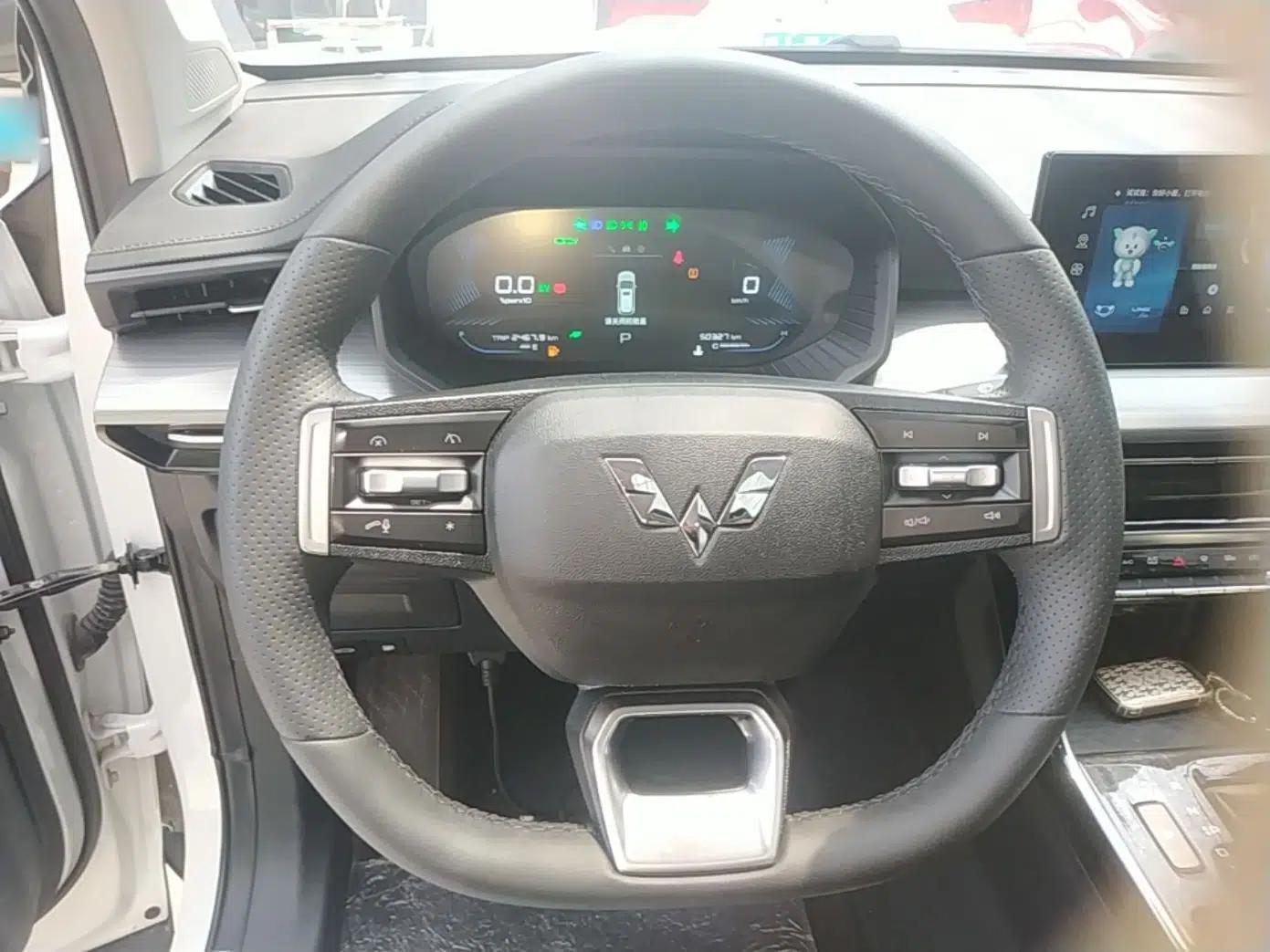 Wuling Asta 2022 2.0L DHT Electric-Speed Version — миниатюра 10