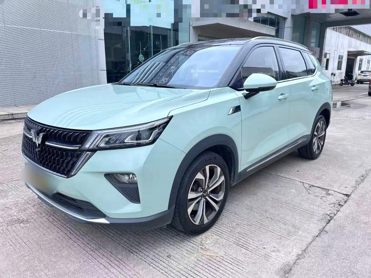 Wuling Asta 2021 1.5T CVT Starlight Edition — миниатюра 1