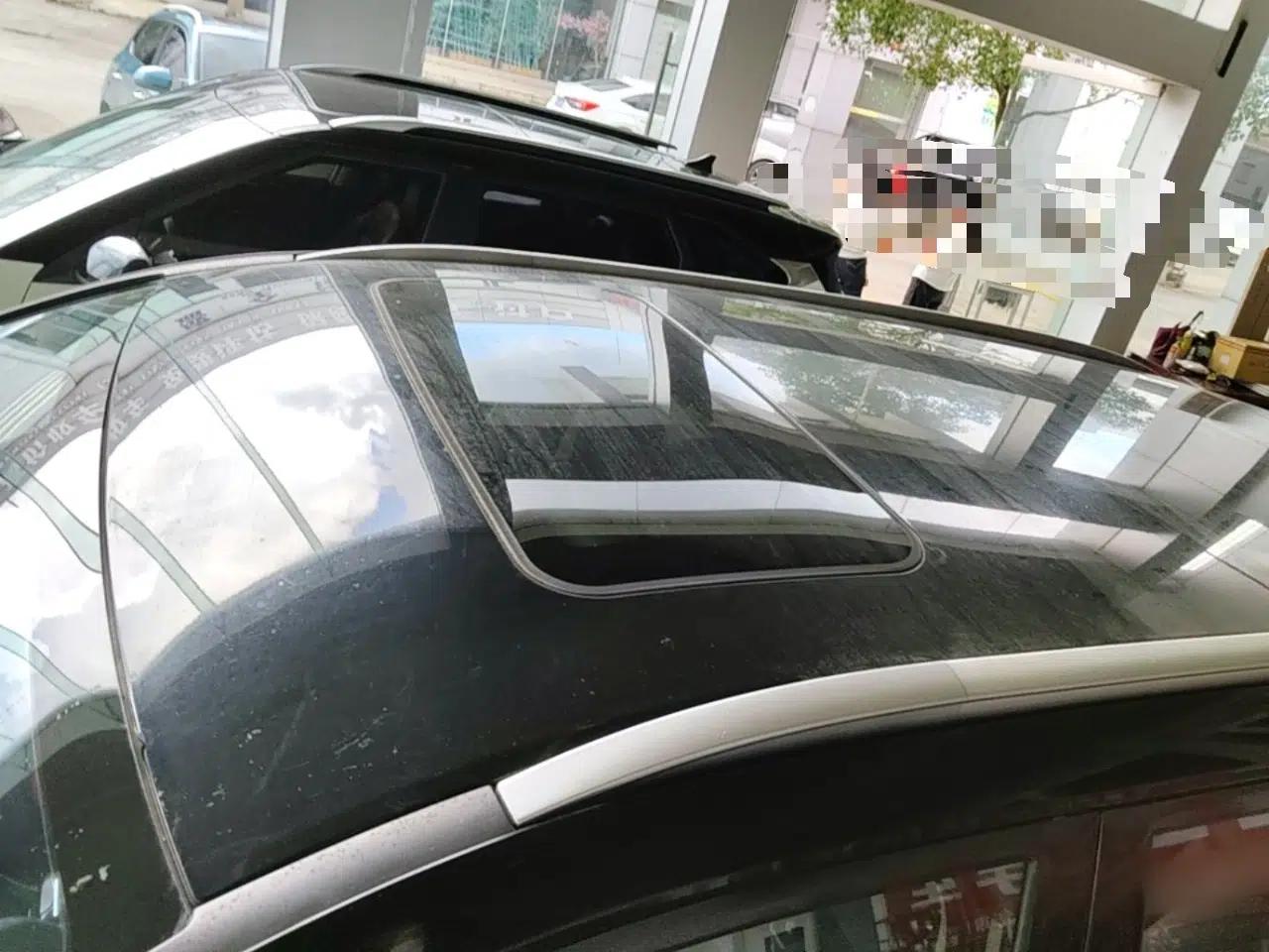 Wuling Asta 2021 1.5T CVT Starlight Edition — миниатюра 11