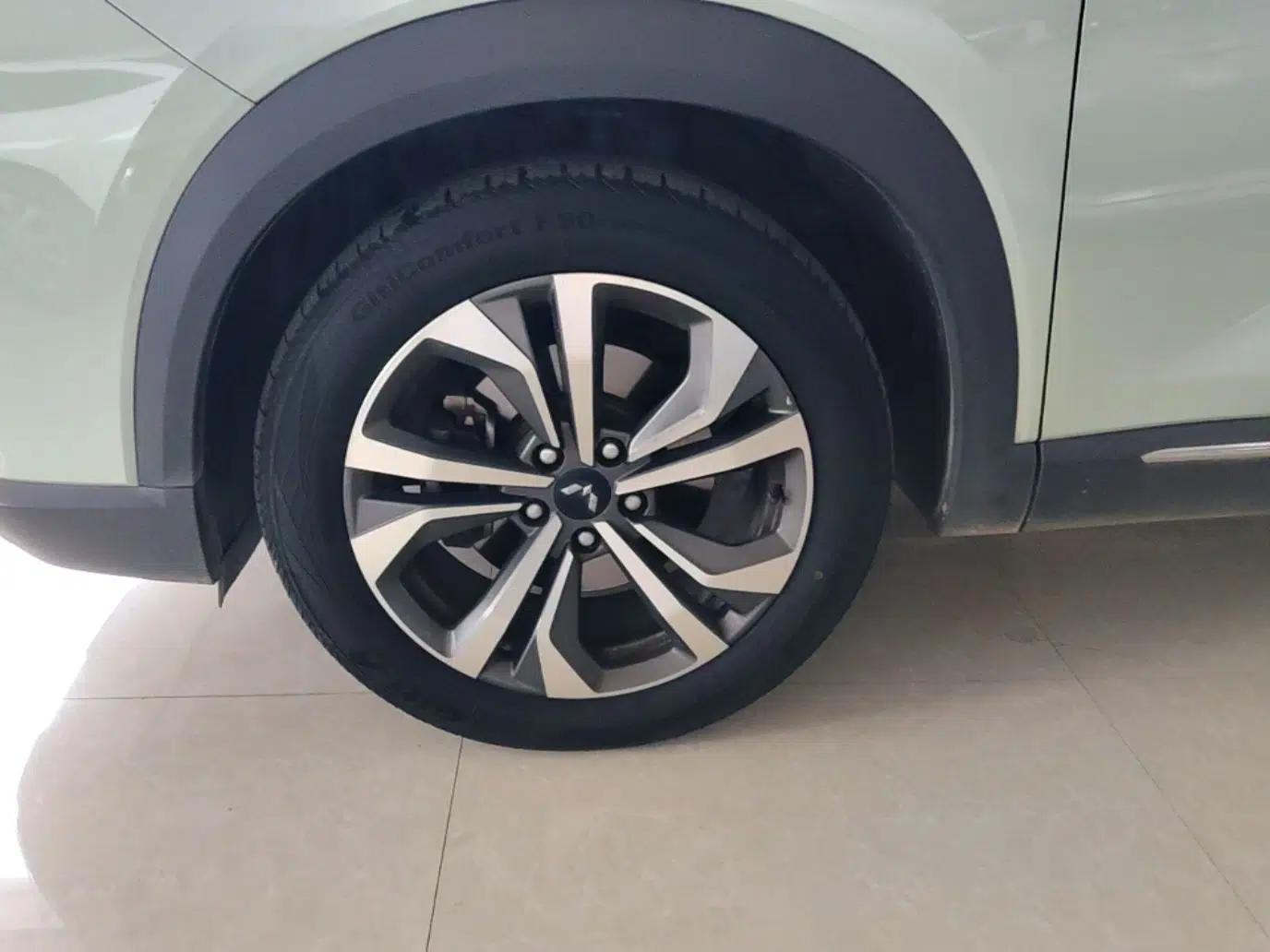 Wuling Asta 2021 1.5T CVT Starlight Edition — миниатюра 8
