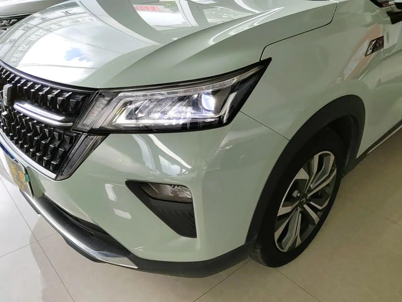 Wuling Asta 2021 1.5T CVT Starlight Edition — миниатюра 9