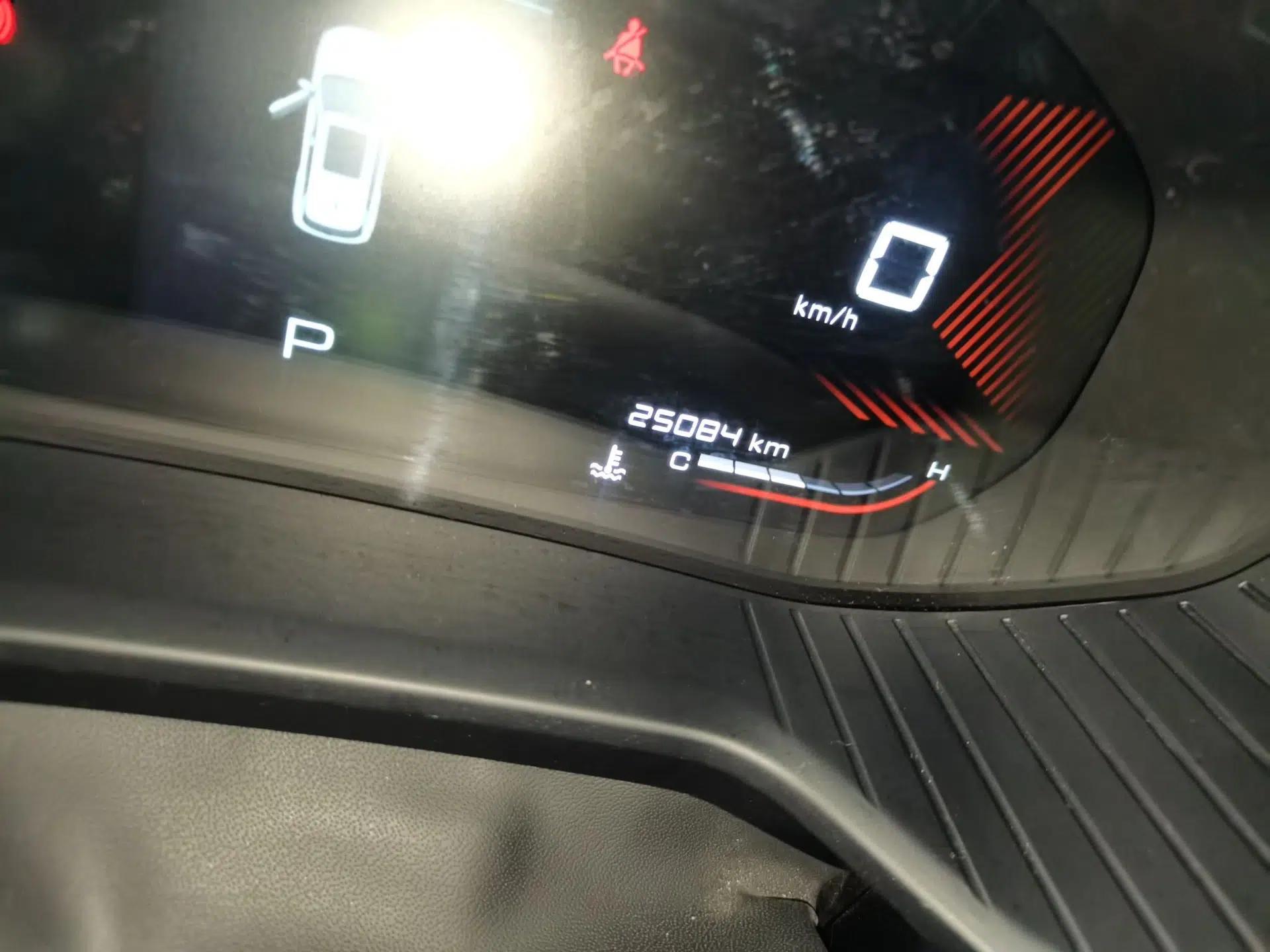 Wuling Asta 2021 1.5T CVT Star曜 Edition — миниатюра 13