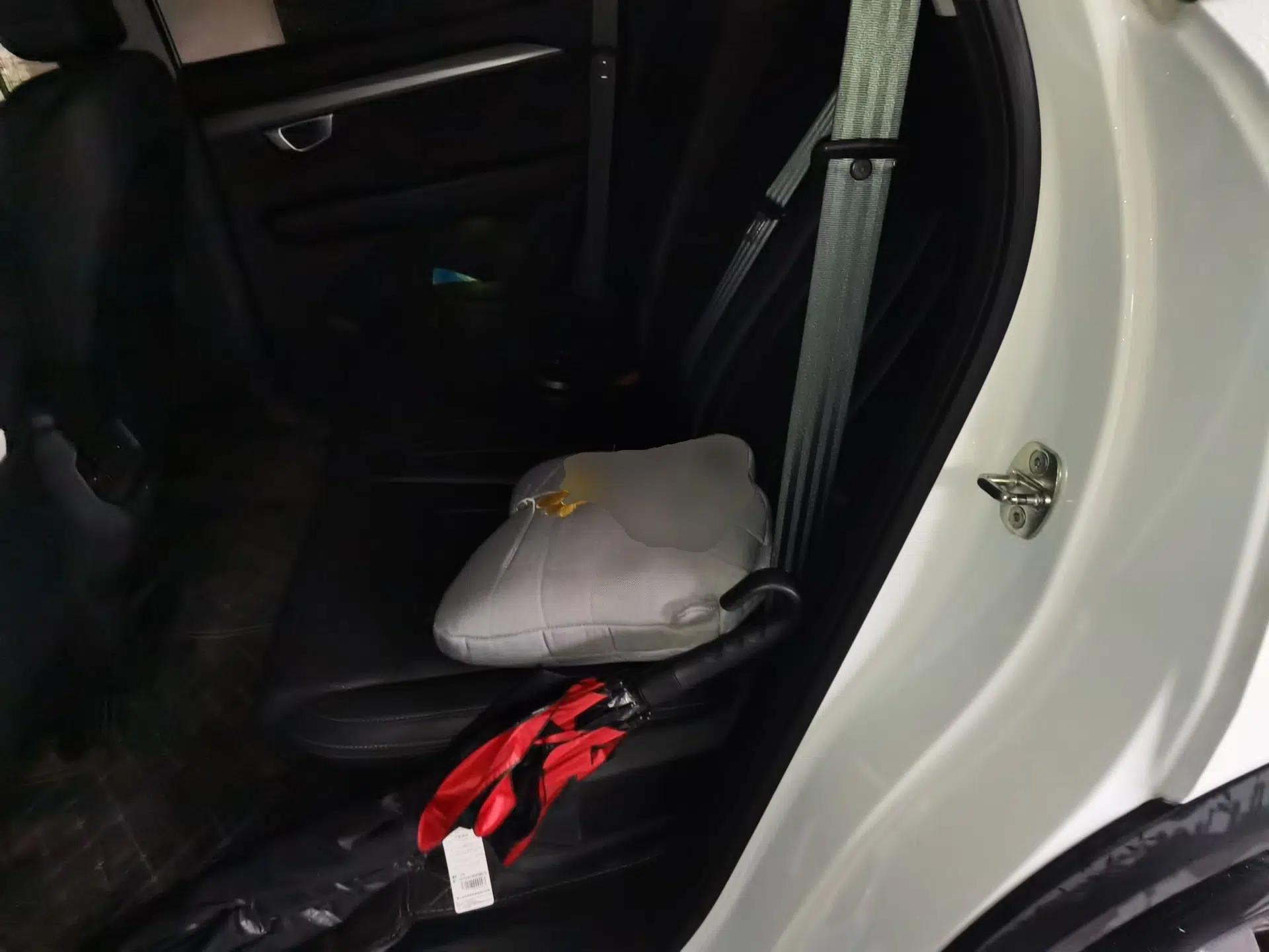 Wuling Asta 2021 1.5T CVT Star曜 Edition — миниатюра 18