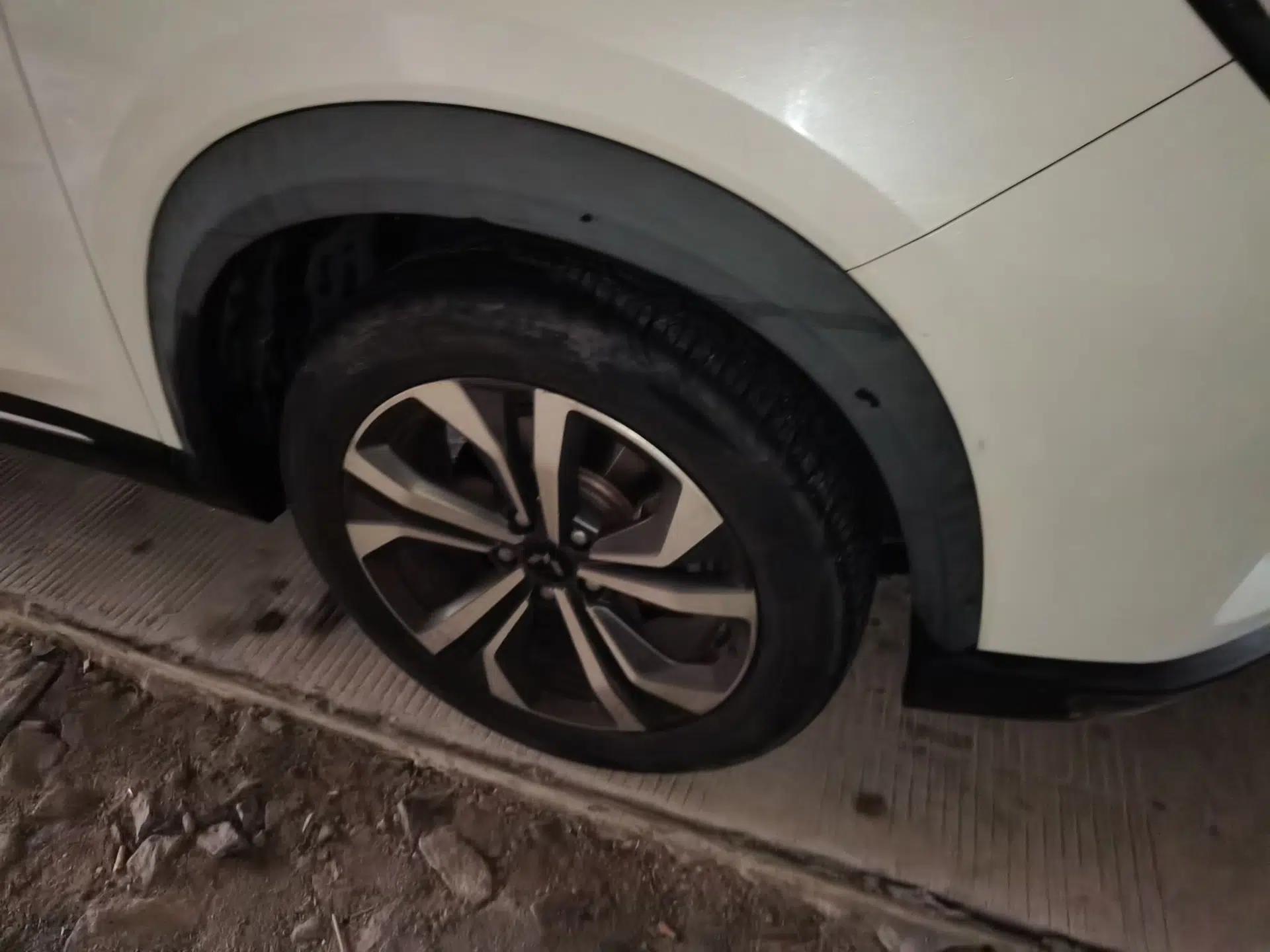 Wuling Asta 2021 1.5T CVT Star曜 Edition — миниатюра 8