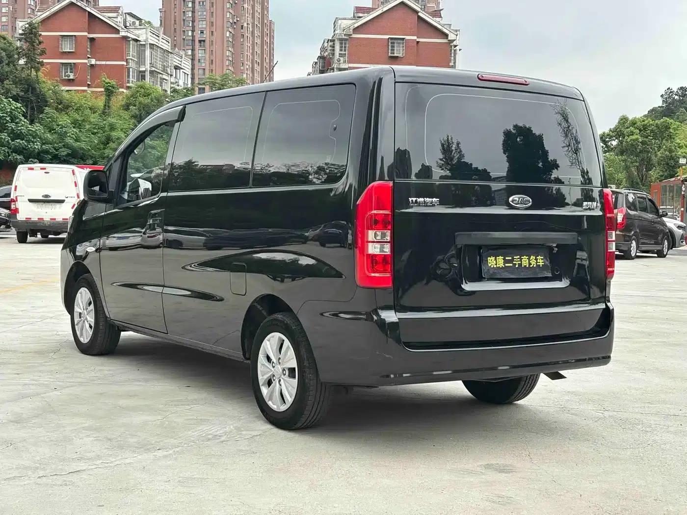 Refine M3 2019 1.6L Express Edition — миниатюра 15