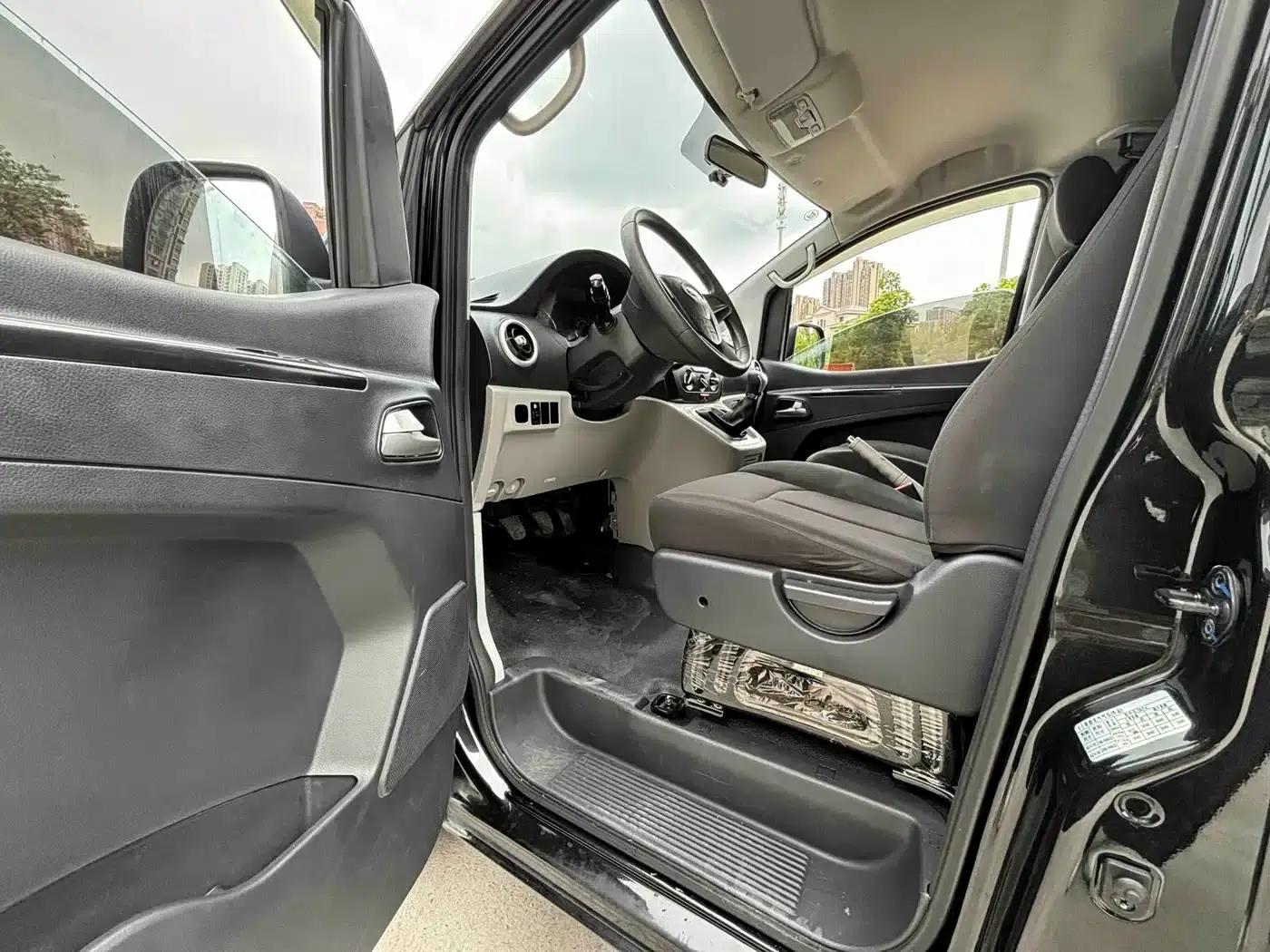 Refine M3 2019 1.6L Express Edition — миниатюра 4