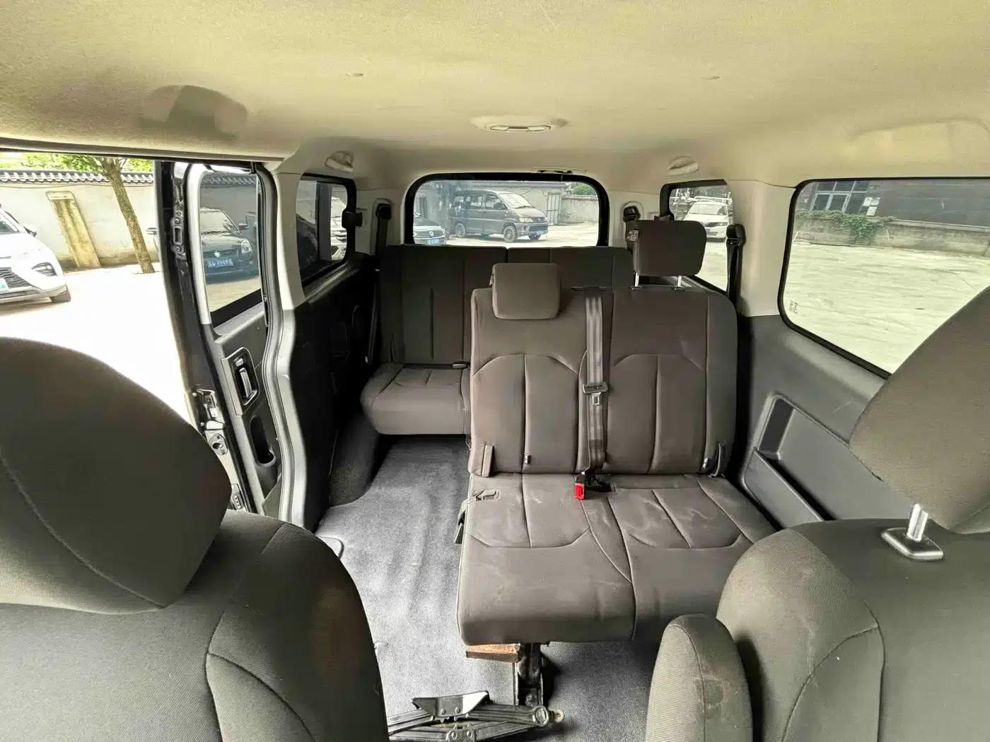Refine M3 2019 1.6L Express Edition — миниатюра 8