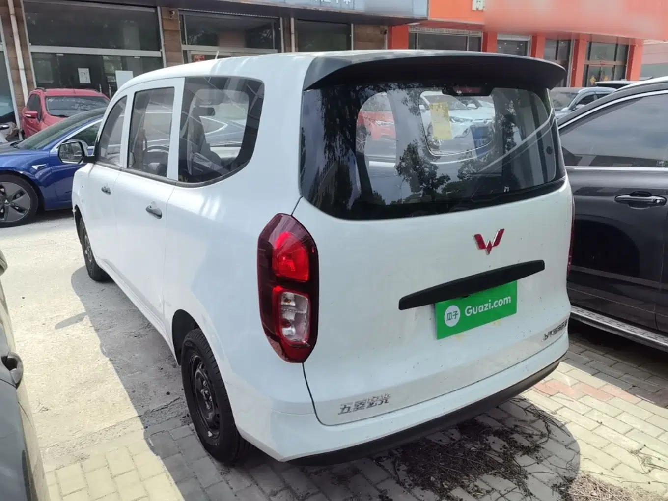 Wuling Hongguang New Energy 2024 All-Electric Model 300KM Standard Version — миниатюра 4