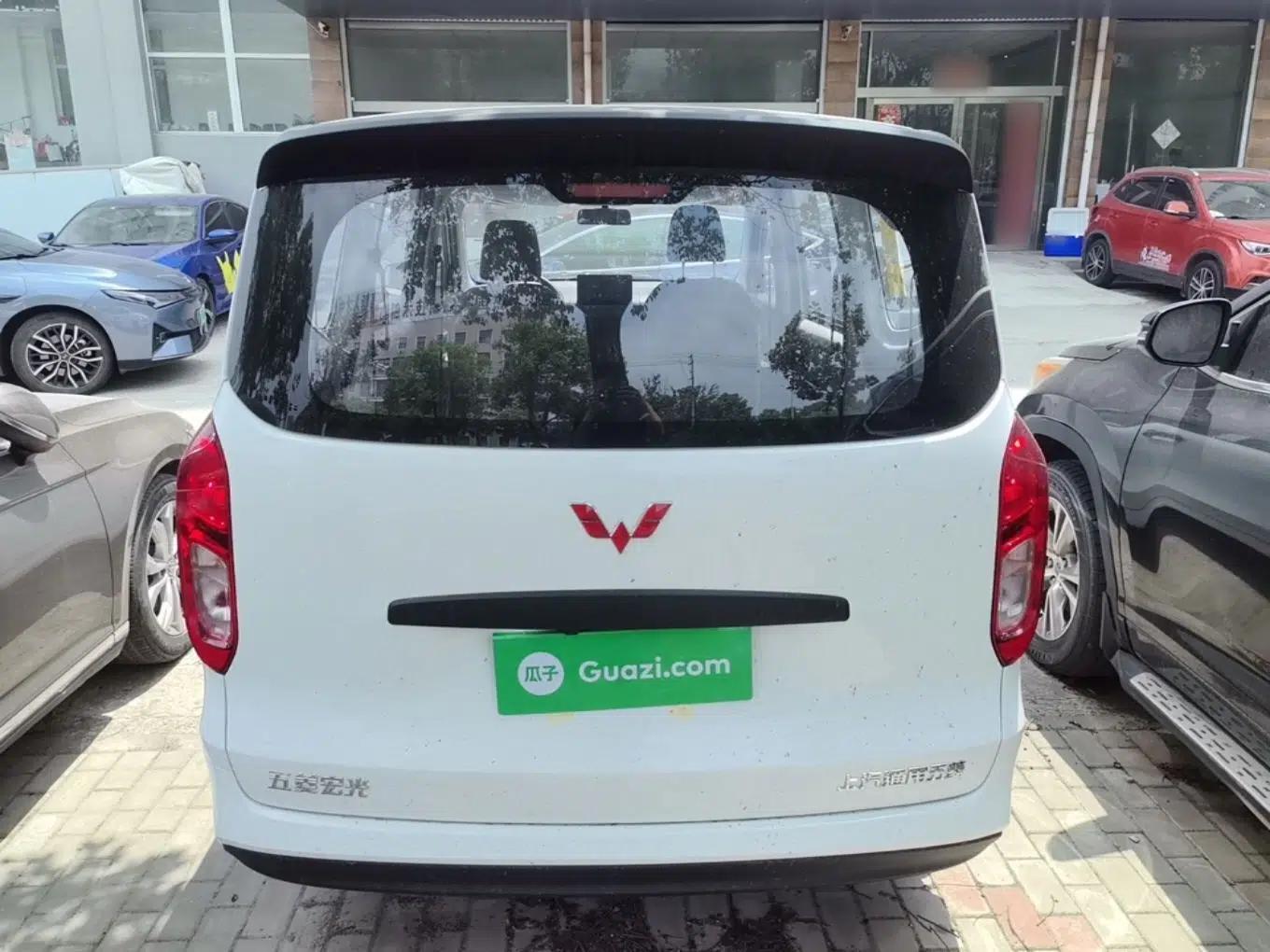 Wuling Hongguang New Energy 2024 All-Electric Model 300KM Standard Version — миниатюра 5