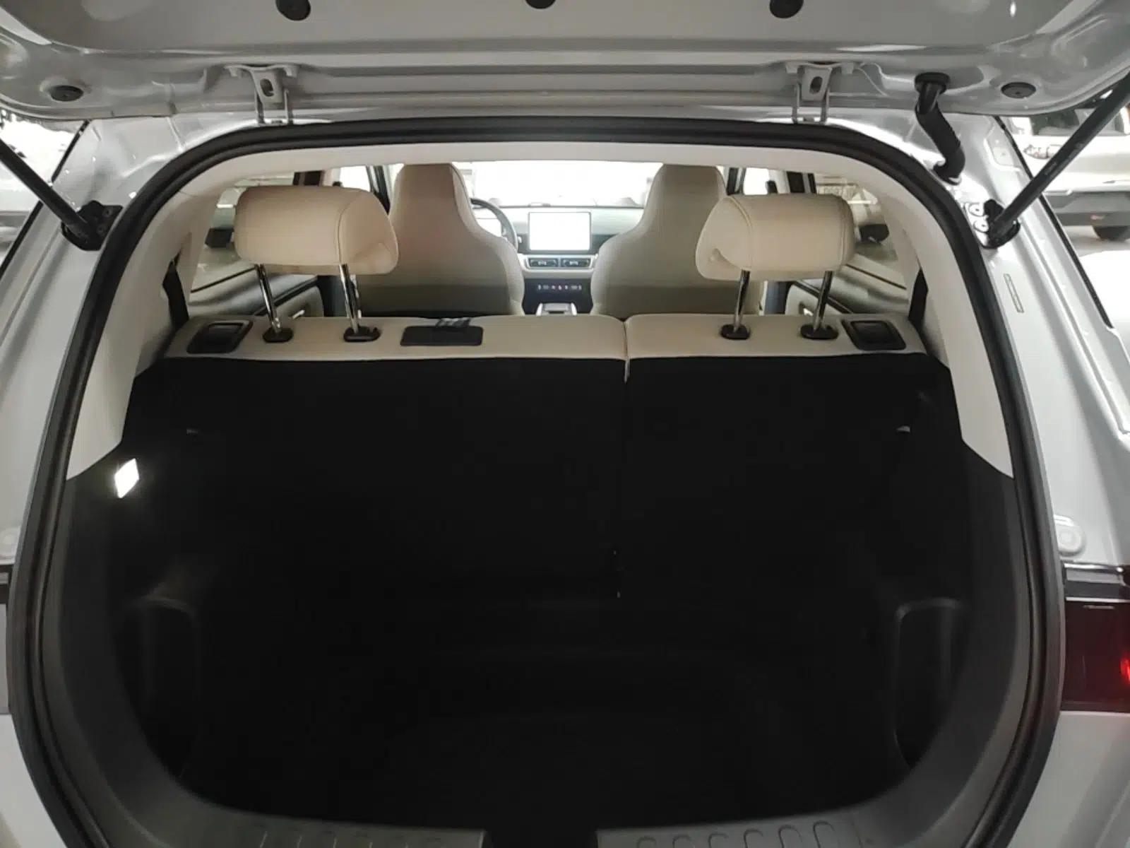 Wuling Bingo PLUS 2024 330 km Range Five-Seater Version — миниатюра 22