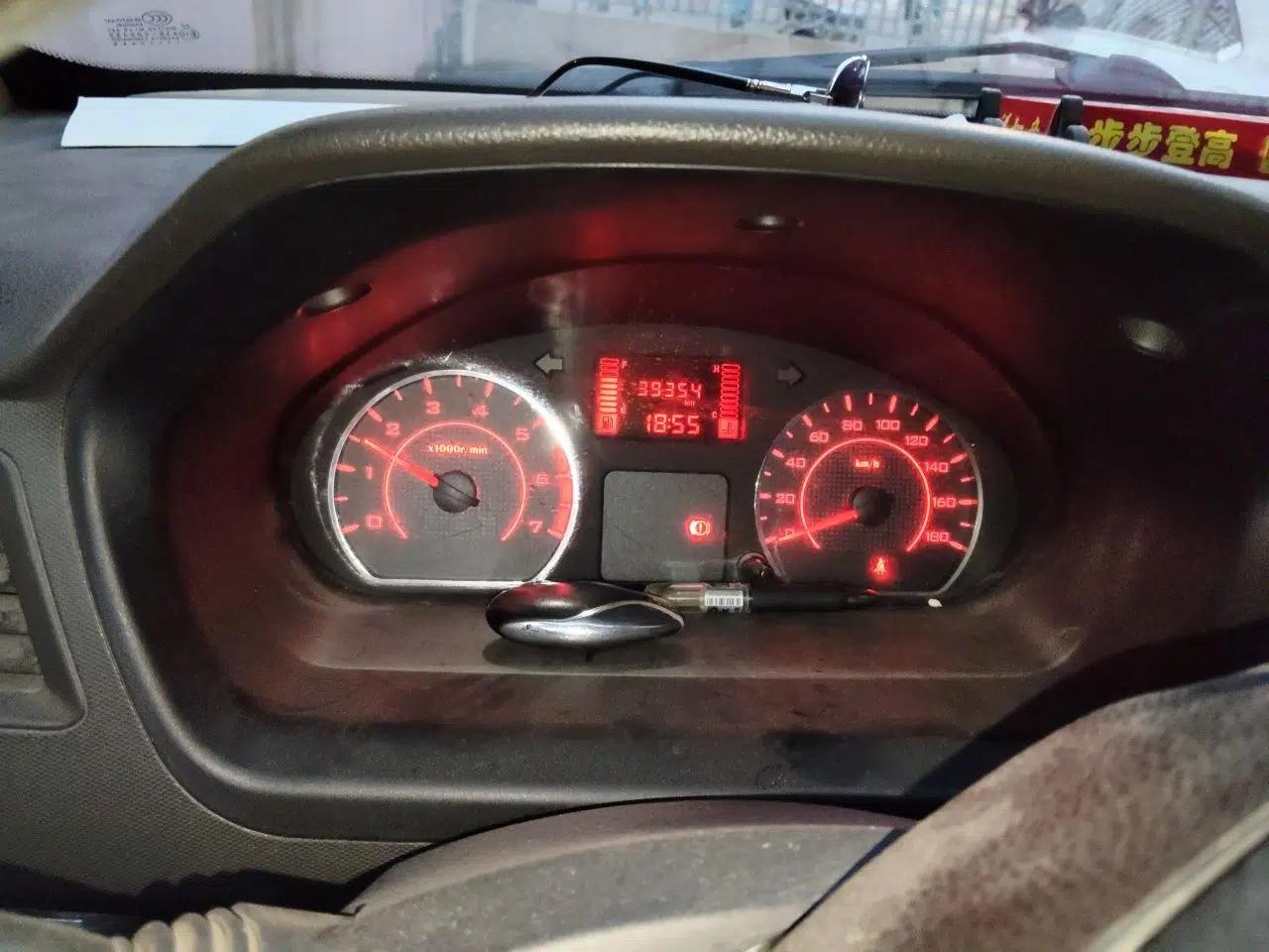 Wuling Rongguang S 2021 1.2L Base Model 7-Seater LSI — миниатюра 12