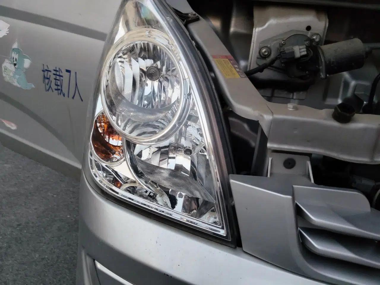 Wuling Rongguang S 2021 1.2L Base Model 7-Seater LSI — миниатюра 7
