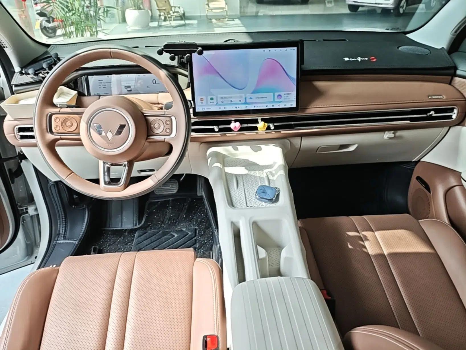 Wuling Bingo S 2025 Model 325km Deluxe Edition — миниатюра 13