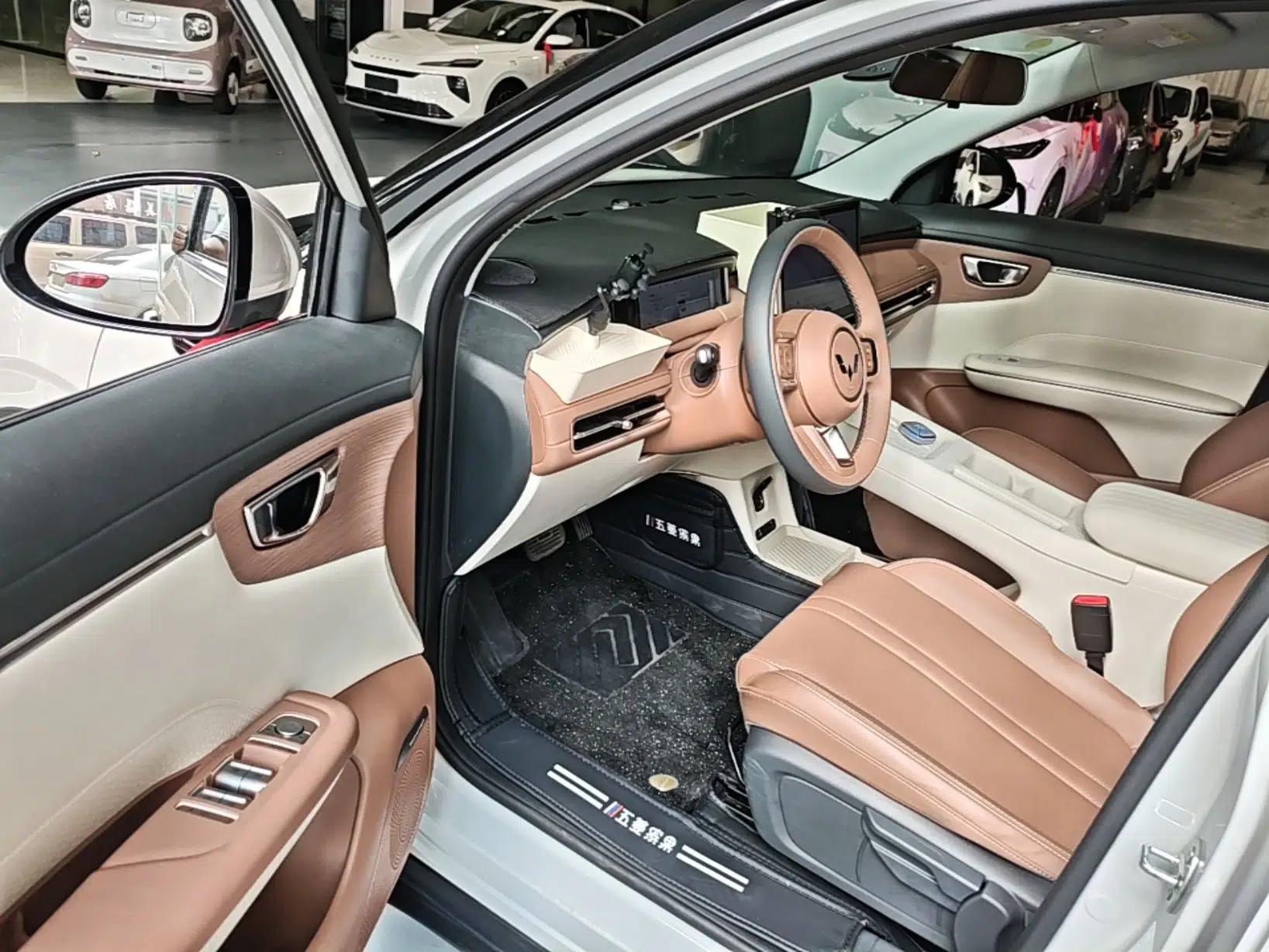 Wuling Bingo S 2025 Model 325km Deluxe Edition — миниатюра 19