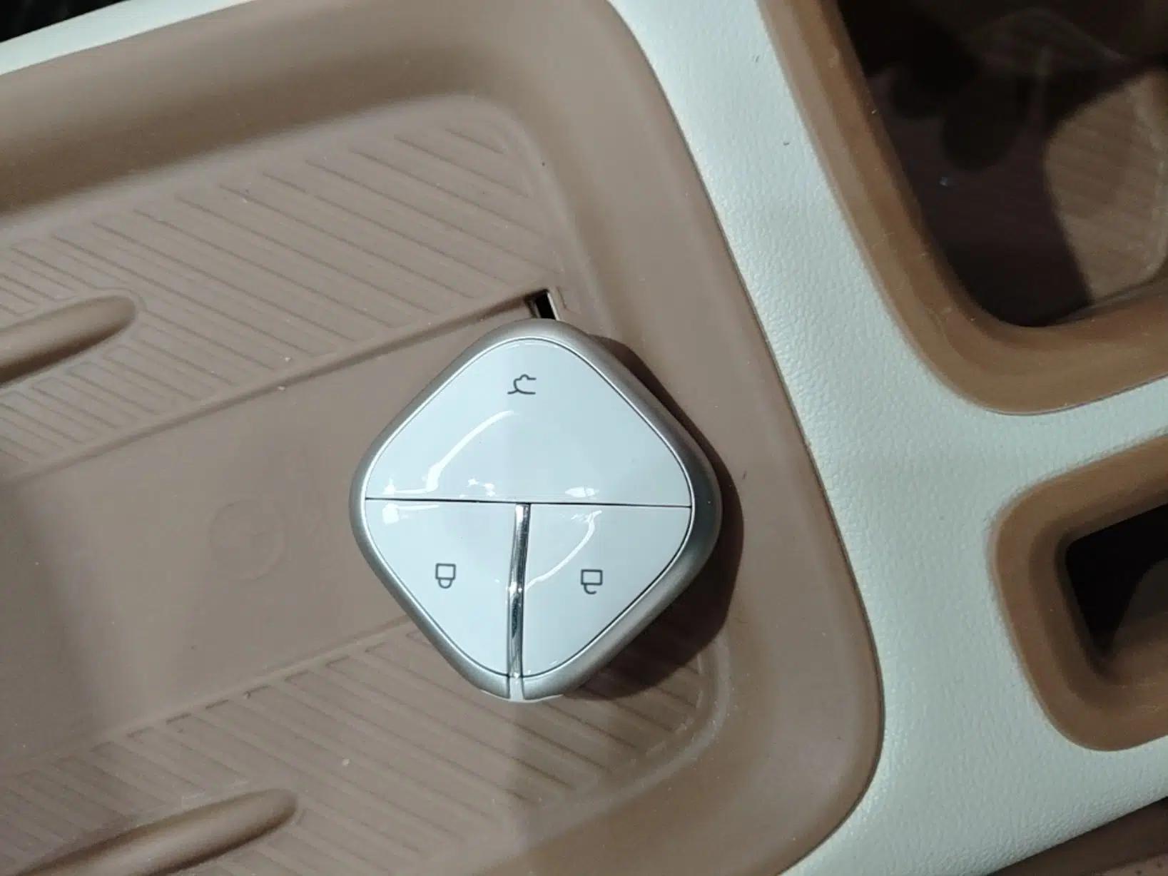 Wuling Bingo S 2025 Model 325km Deluxe Edition — миниатюра 12