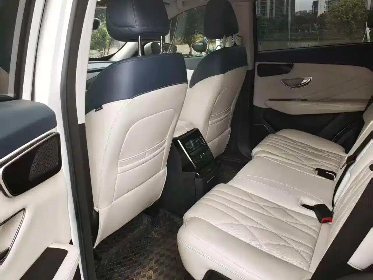 Jetour Mountain & Sea L7 2024 Model 1.5T 120km MAX+ 5-Seater — миниатюра 8