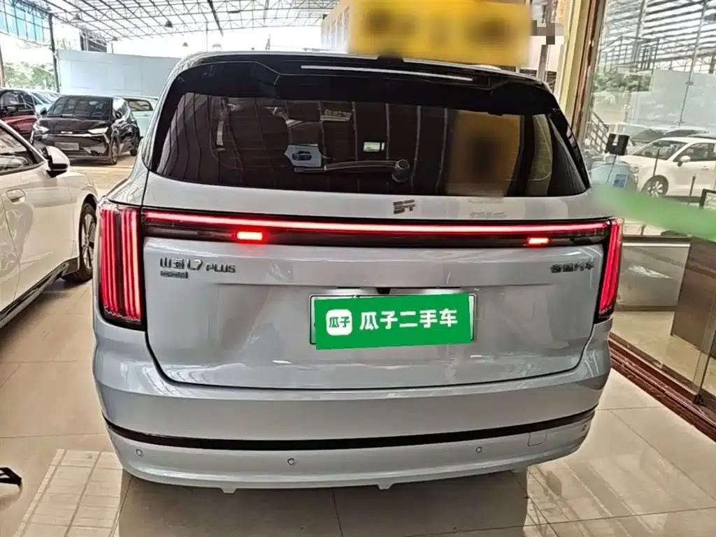Jetour Mountain & Sea L7 PLUS 2026 Model 220km Flagship Edition 7-Seater — миниатюра 6