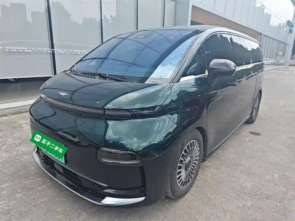 Yizhen L380 2025 Model 805km Flagship Edition 4WD — миниатюра 2