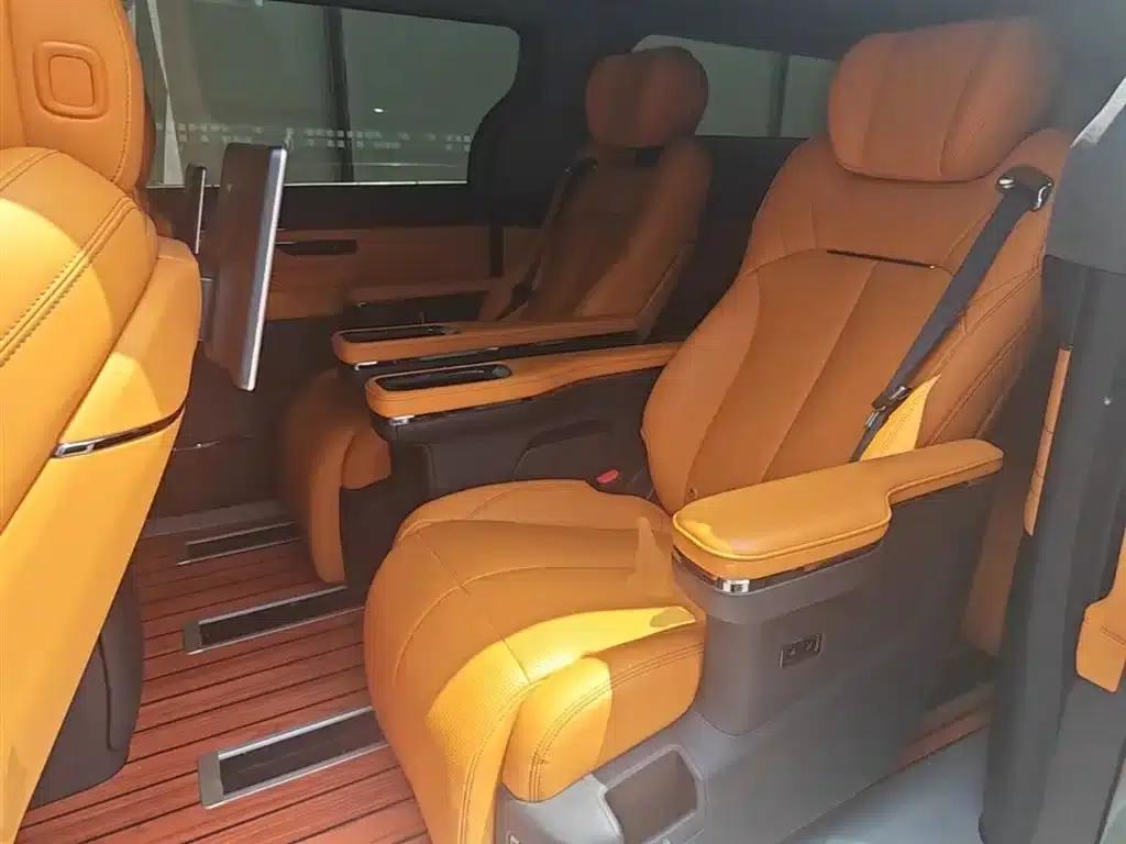 Yizhen L380 2025 Model 805km Flagship Edition 4WD — миниатюра 17