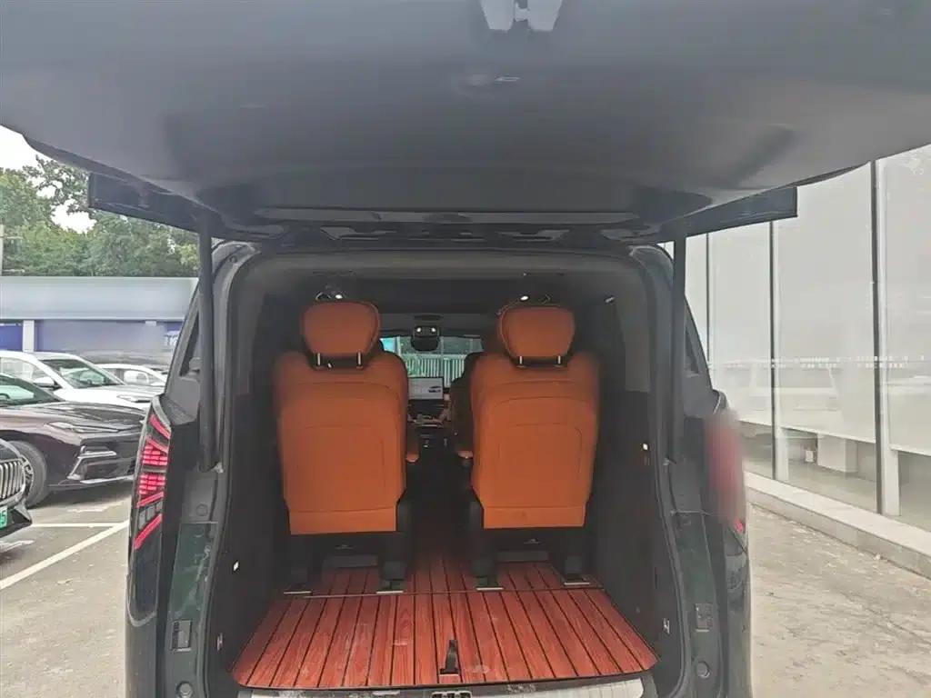 Yizhen L380 2025 Model 805km Flagship Edition 4WD — миниатюра 19