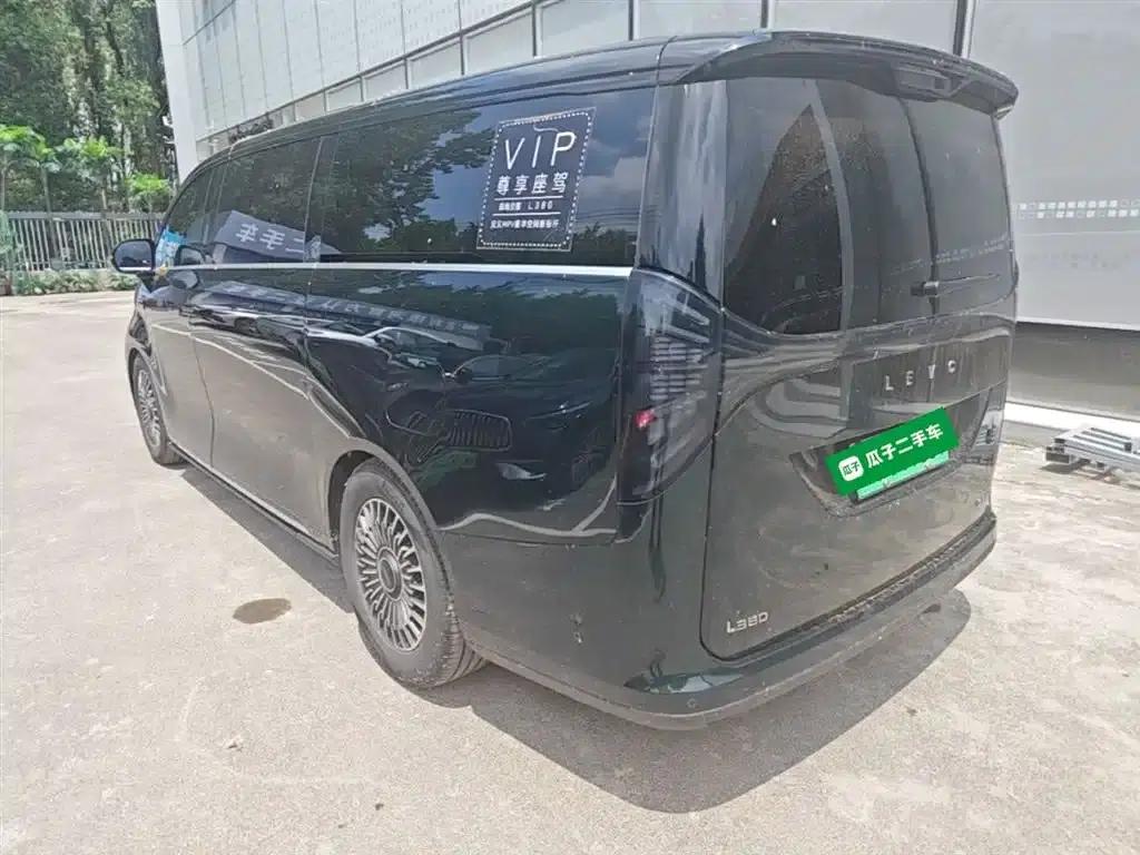 Yizhen L380 2025 Model 805km Flagship Edition 4WD — миниатюра 5