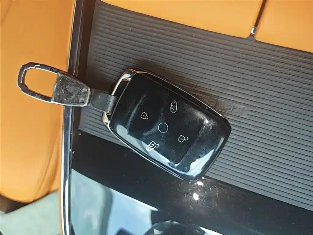 Yizhen L380 2025 Model 805km Flagship Edition 4WD — миниатюра 9