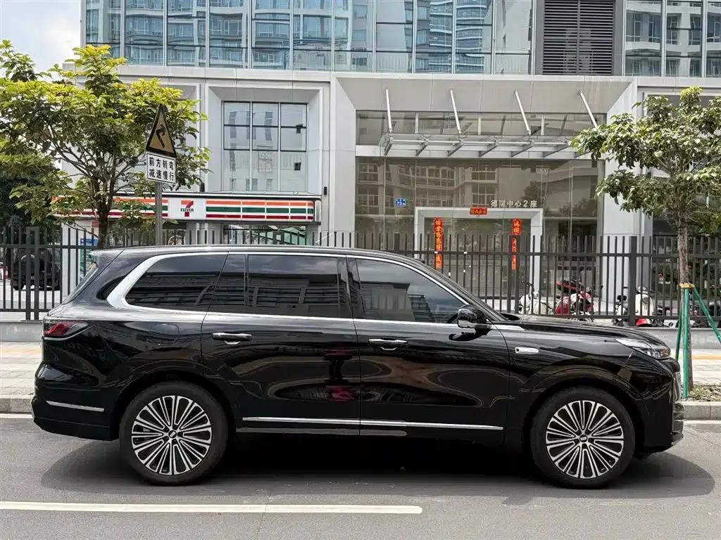 Galaxy M9 2025 210km/h AWD Navigator Edition — миниатюра 3